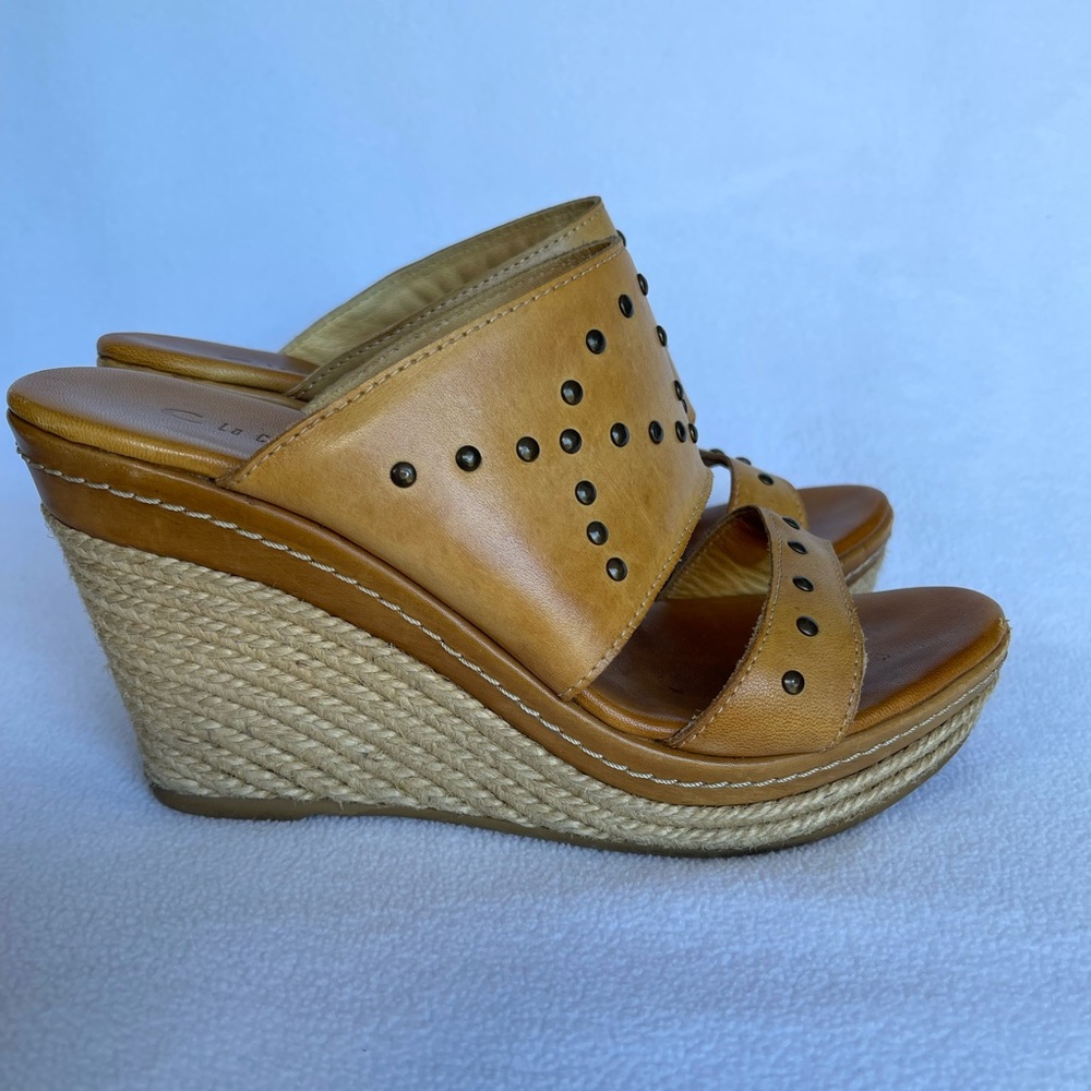 La CANADIENNE Tan Brown Leather Wedge Sandals, Size 6